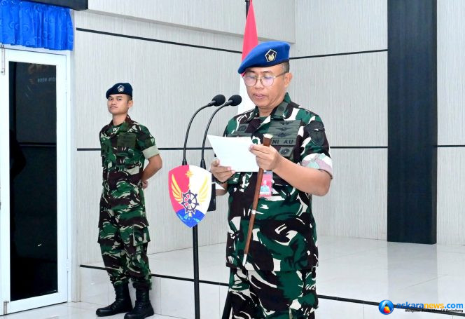 
 Komandan Lanud Sjamsudin Noor Pimpin Sertijab Kadispers, Tegaskan Pembinaan Personel sebagai Pilar Kekuatan Satuan