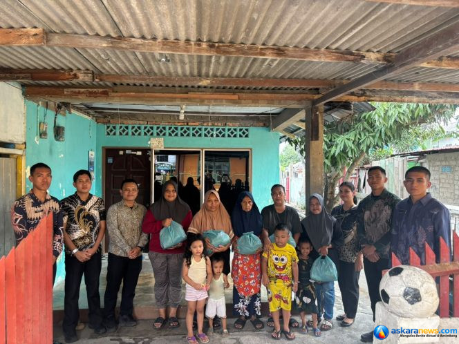 
 Jumat Berkah, Imigrasi Belakang Padang Berbagi Kepedulian kepada Masyarakat