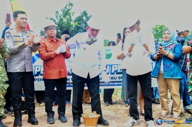 
 Pemprov Kepri Bangun 2 SMK Baru di Kota Batam, Gubernur Ansar Lakukan Peletakan Batu Pertama