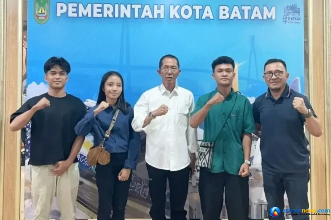 
 Pemko Batam Berikan Beasiswa Kuliah Gratis hingga Biaya Hidup pada 34 Putra-Putri Hinterland