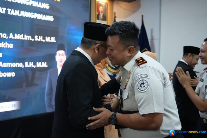 
 Kepala Kantor Imigrasi Belakang Padang Hadiri Serah Terima Jabatan dan Pisah Sambut Kepala Rumah Detensi Imigrasi Pusat Tanjung Pinang