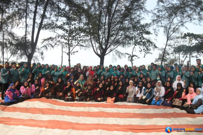 
 Pesisir Menjawab, Weni Ajak Warga Senggarang Bergerak Bersama