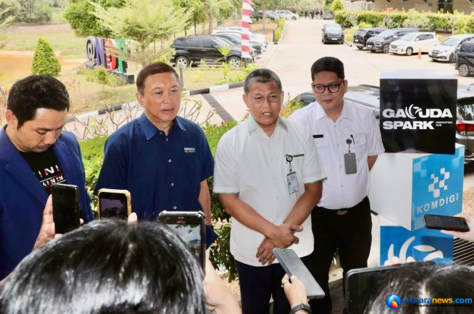 
 Sekda Batam, Firmansyah, memberi keterangan kepada pers usai peluncuran GSIH di Nongsa Digital Park, Rabu (26/8/2026). 