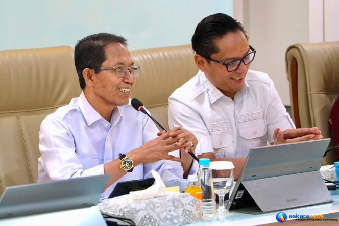 
 Wali Kota Batam, Amsakar Achmad, bersama Wali Kota Medan, Rico Tri Putra Bayu Waas, saat pertemuan di Kantor Wali Kota Batam, Rabu (26/8/2026). 