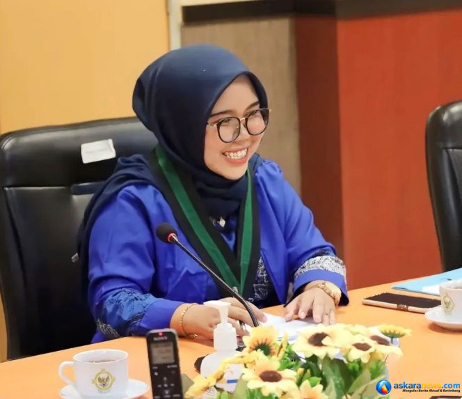 
 MUHAIMIN ISKANDAR DAN UJIAN ADAB DALAM TRADISI NAHDLIYYIN