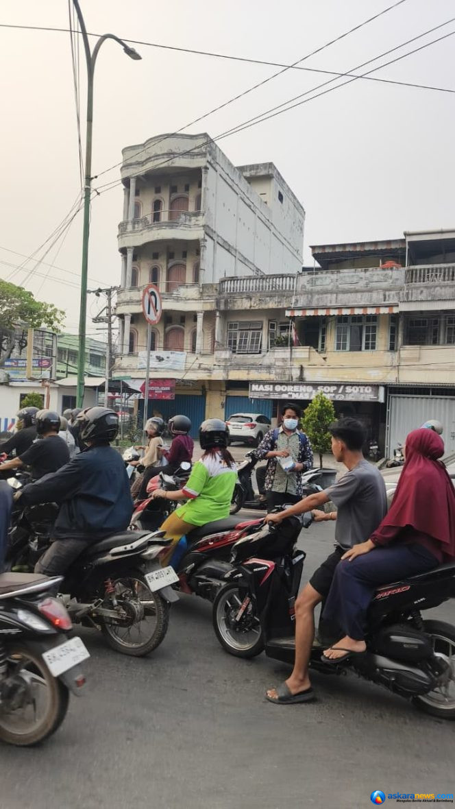 
 PRIMA DMI Kota Jambi Peduli, Bagikan Masker Gratis kepada Masyarakat di Tengah Kabut Asap