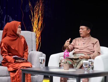 Gubenrur Kepri Ansar Ahmad dalam dialog Kepri Menyatapa yang digelar TVRI Kepulauan Riau, Dompak, Tanjungpinang, Rabu (23/9/2026). 