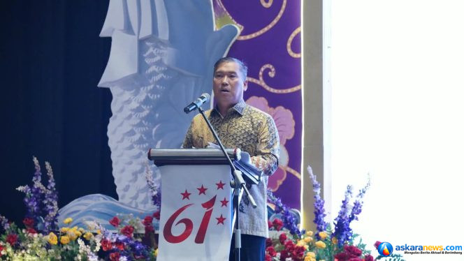
 Wakil Gubernur Kepri, Nyanyang Haris Pratamura berpidato dalam Resepsi Hari Kebangsaan Singapura ke-61 Tahun yang digelar di Radisson Hotel Batam, Kamis (3/9/2026)