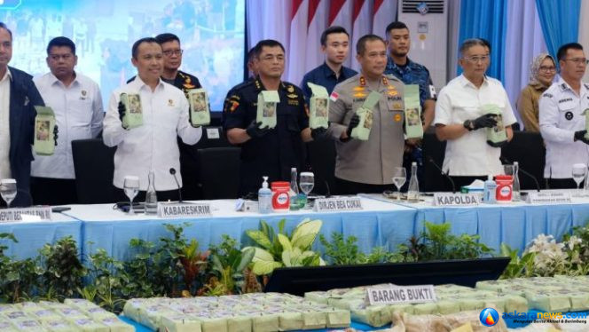 
 Bea Cukai dan Aparat Gabungan Gagalkan Penyelundupan 800 Kg Ketamin di Perairan Anambas