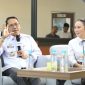 Wali Kota Batam, Amsakar Achmad, bersama Wakil Wali Kota Batam, Li Claudia Chandra. 