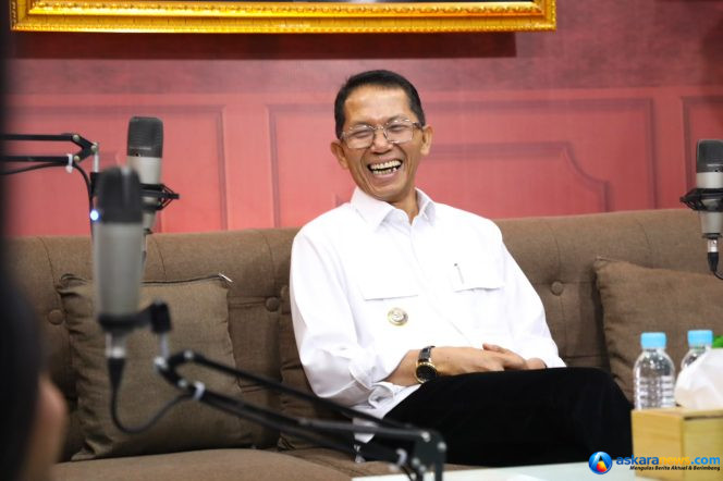 
 Wali Kota Batam, Amsakar Achmad, menjadi narasumber di Podcast Marathon, Selasa (15/9/2026). 