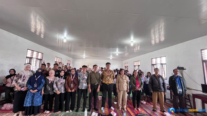 
 Gandeng Bursa Efek Indonesia, Mahasiswa KKN UINSU Kenalkan Pasar Modal kepada Siswa SMP Simpang Empat Desa Budaya Lingga