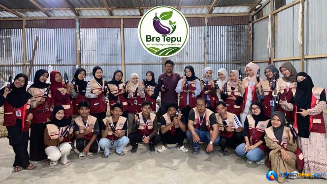 
 Mahasiswa/i KKN Kelompok II UINSU Dorong UMKM Desa Budaya Lingga Naik Kelas melalui QRIS dan Rebranding Terong “Bre Tepu”