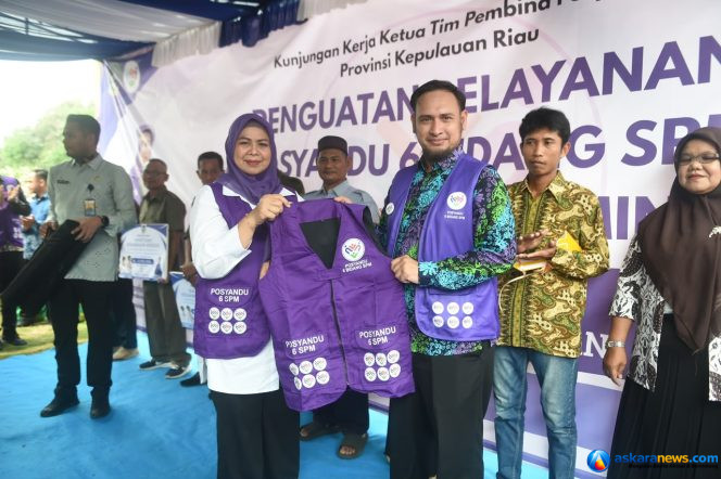 
 Dewi Ansar Kunjungi Posyandu Melati II Bintan, Dorong Penguatan Pelayanan 6 Bidang SPM