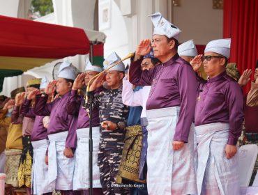 Upacara Peringatan Hari Jadi ke-24 Provinsi Kepulauan Riau tahun 2026 di halaman Gedung Daerah, Tanjungpinang, Kepri, Kamis (24/9/2026). 