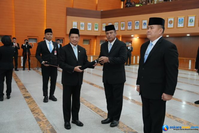 
 Mendagri Tekankan Loyalitas, Integritas, dan Kinerja, Lantik Pejabat Eselon I dan Staf Khusus
