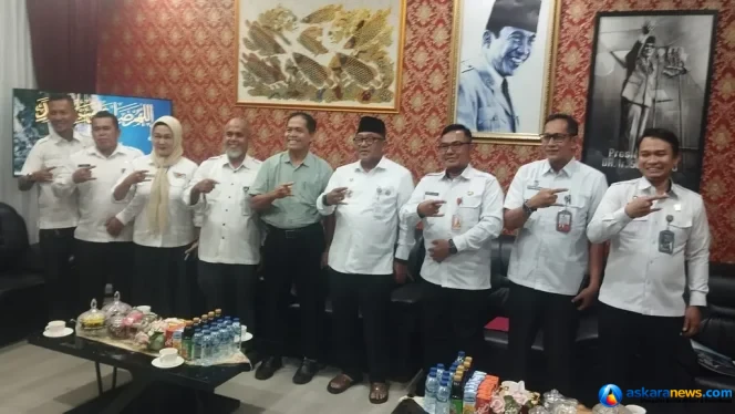 
 Audiensi MPIG Siput Gonggong, Lis Harap MPIG Perluas Peran, Kaji dan Lestarikan Biota Laut Kepri
