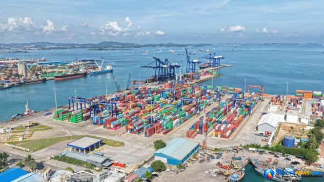
 Kinerja Pelabuhan Batam Tumbuh Solid hingga Triwulan III-2026: General Cargo Tembus 9,5 Juta Ton, Mobilitas Penumpang Capai 7,5 Juta Orang